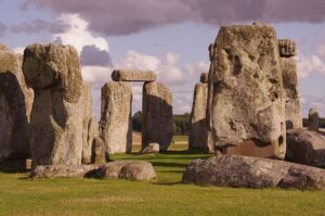 Fungsi Menhir yang Merupakan Hasil Kebudayaan pada Zaman Megalitikum Ada Tempat? Simak Jawabannya Disini